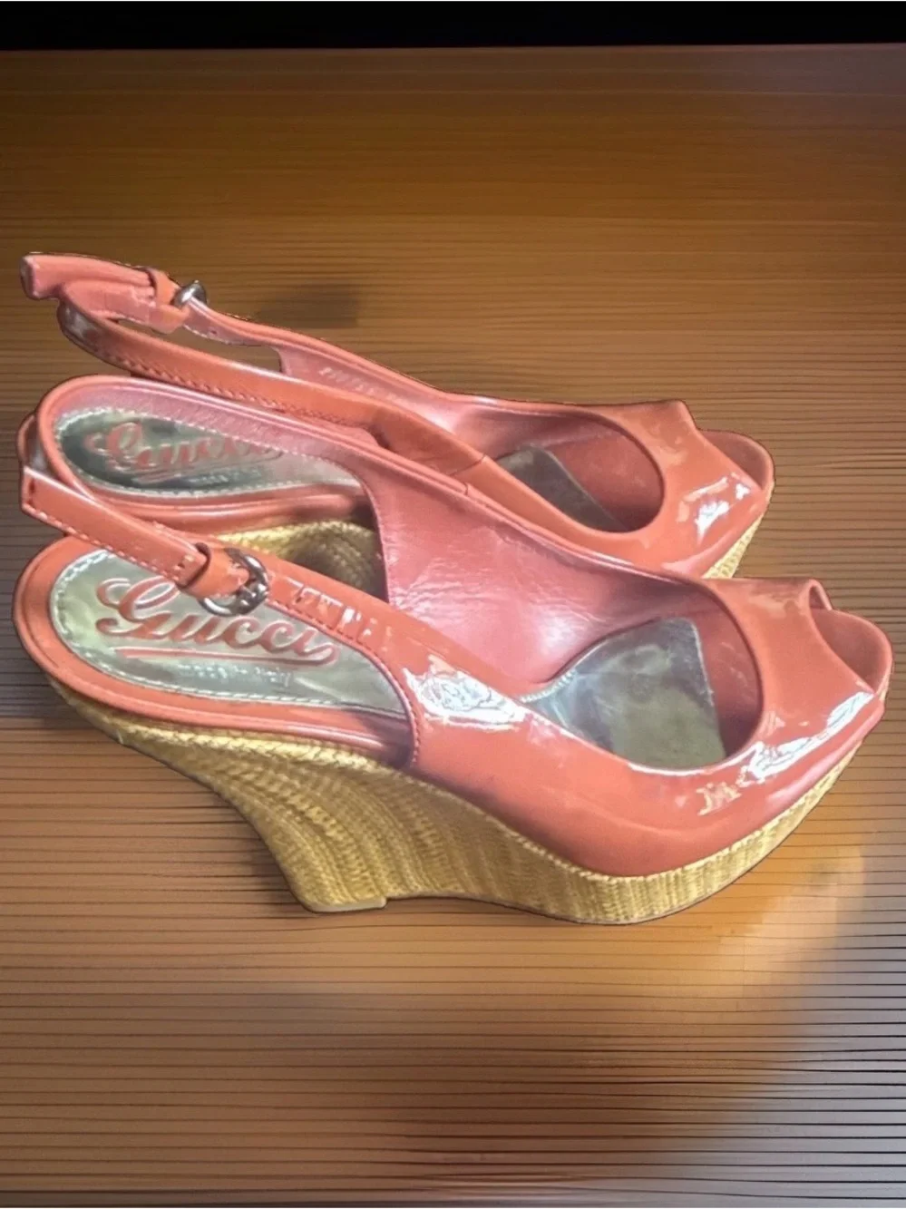 Gucci stylish coral